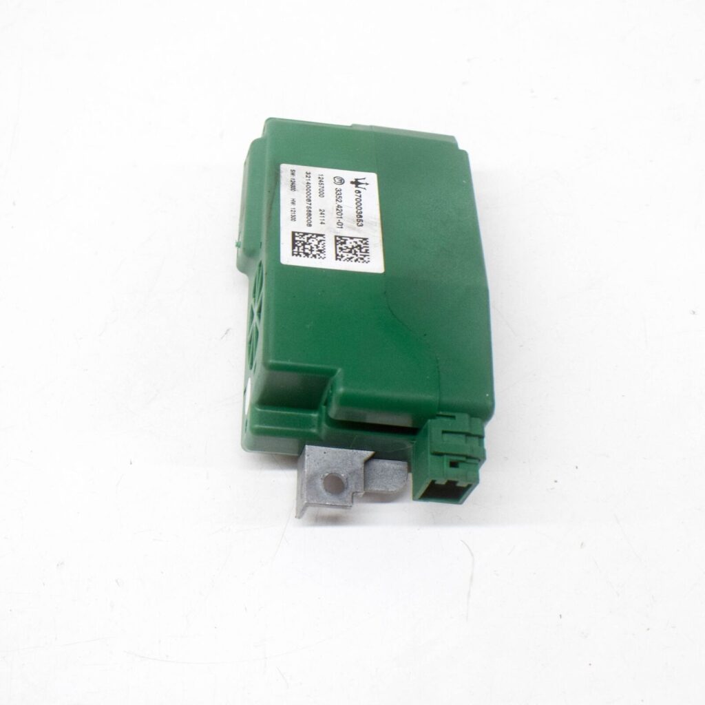 M4KEY-For-Maserati-Steering-Column-Lock-Emulator.jpg